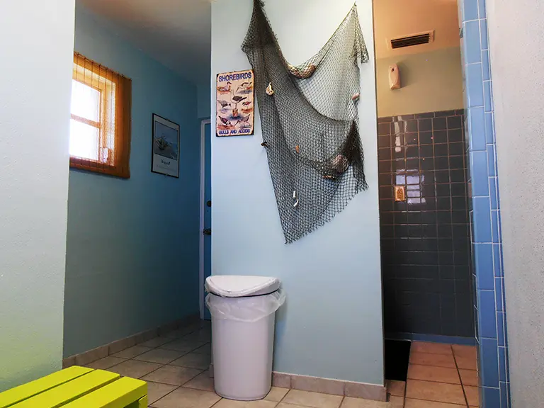 Bathroom/Shower